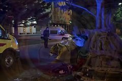 В российском городе водитель вылетел на красный свет и протаранил другую машину