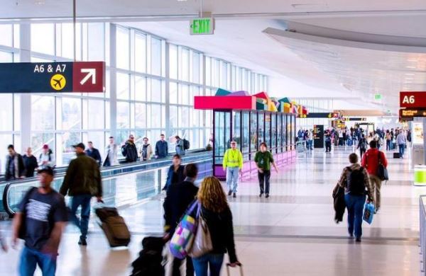 Американские авиакомпании пострадали от сбоя Amazon AWS