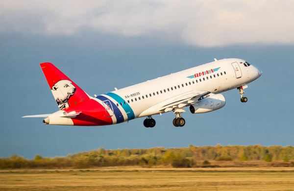 Авиакомпания "Ямал" обновила бренд — впервые за двадцать восемь лет