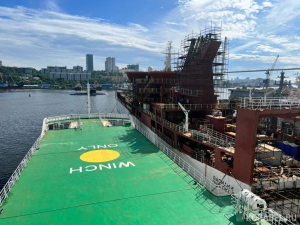 На морских линиях Сахалинской области за первое полугодие перевезено около 650 тыс. тонн грузов