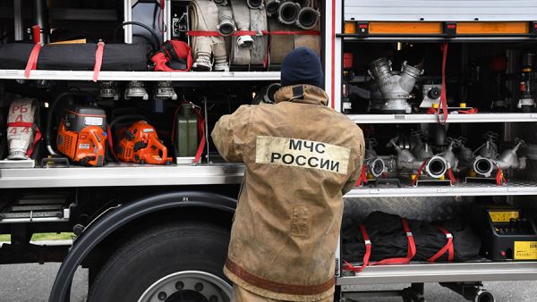 Пожар на газзаводе начался в результате атаки БПЛА в Оренбургской области