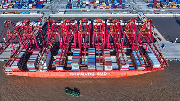 Китай намерен «бороться до конца» в торговой войне с США. Что это означает