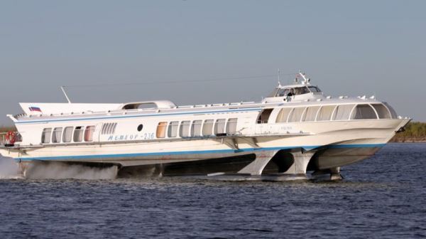 «Метеоры» Северной столицы завершили навигацию и совершили переход на зимнюю стоянку в Шлиссельбург